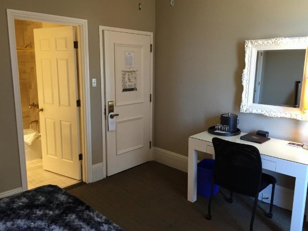 Kensington Park Hotel image 16